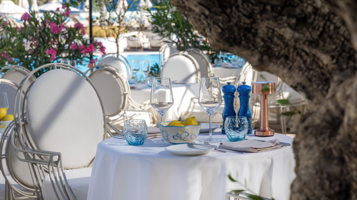 Parklane Limassol Restaurants Il Teatro Table Setting HR